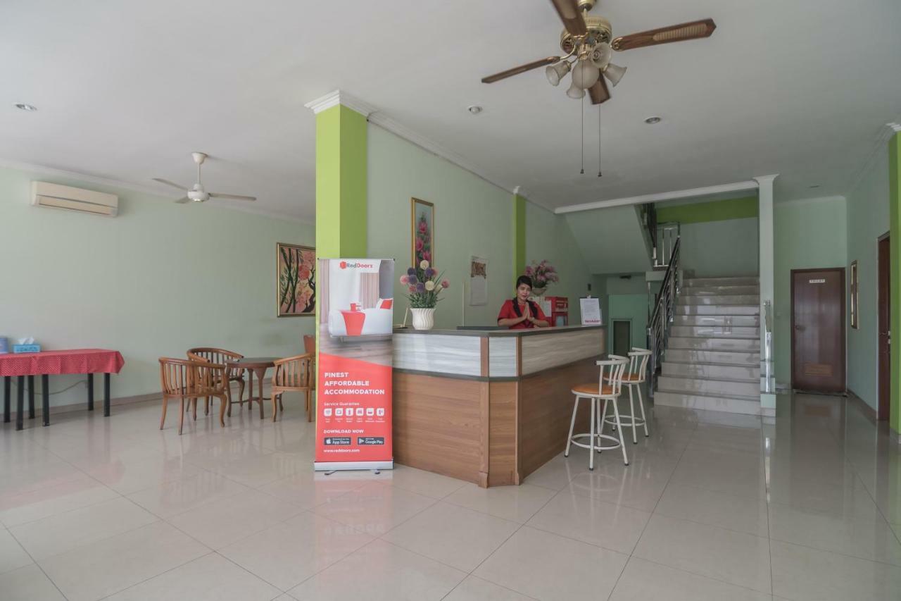 Hotel Reddoorz At Gatot Subroto Lampung Bandar Lampung Exterior foto